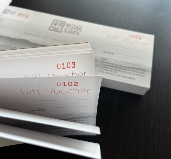 Gift vouchers with consecutive numbering online printing by PinPrint